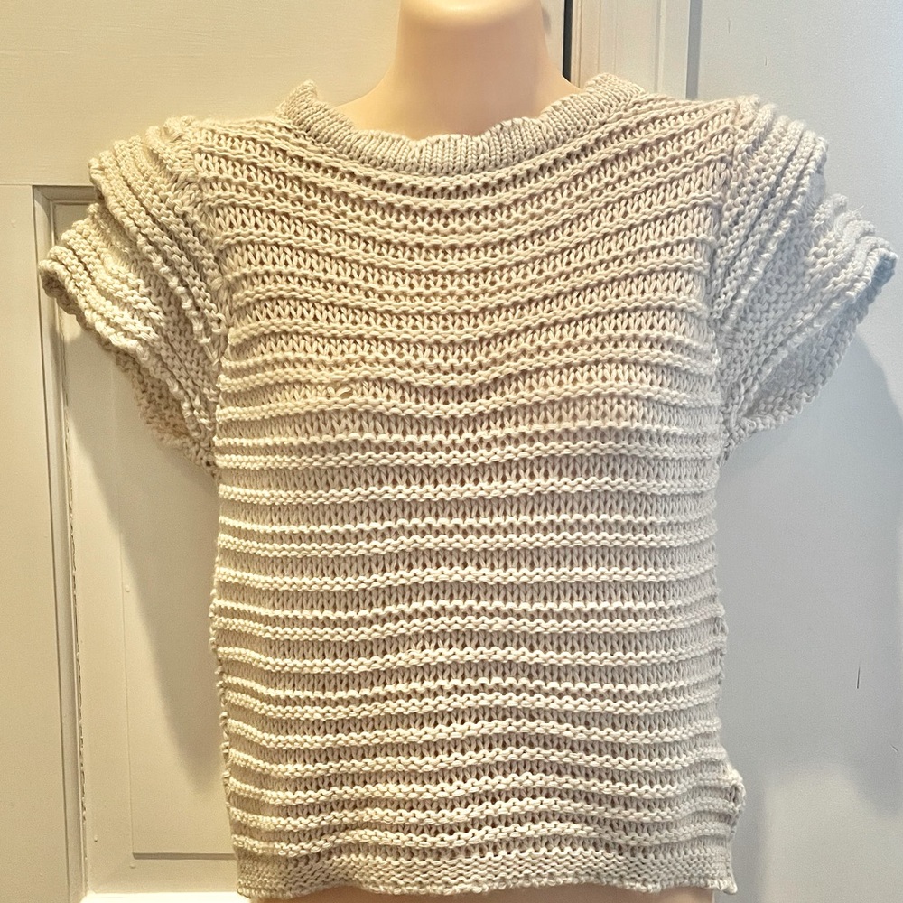 BNWT Cream Short Sleeve Sweater